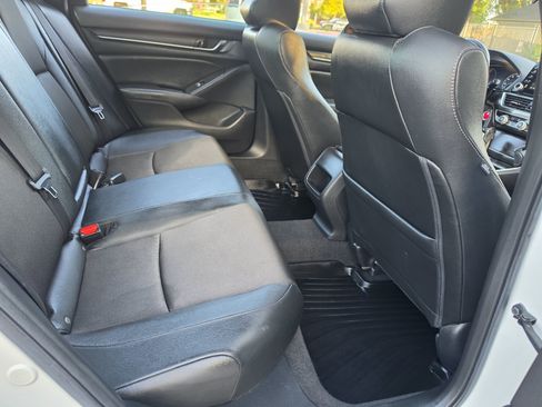 Used 2019 Honda Accord Sport image 18