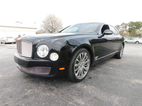 Used 2014 Bentley Mulsanne RWD image 2