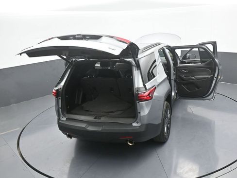 Used 2023 Chevrolet Traverse RS image 79
