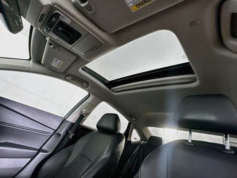 Used 2023 Honda Accord EX-L image 23