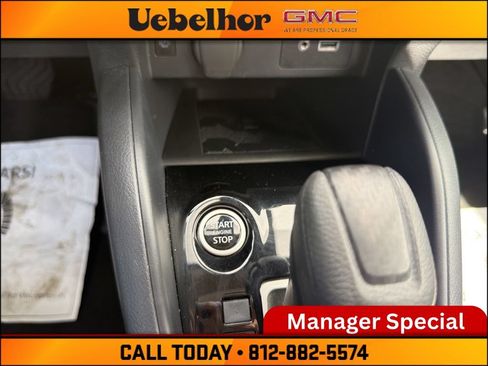 Used 2025 Nissan Versa SV w/ Trunk Package FWD image 21