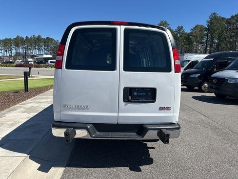 Used 2023 GMC Savana 2500 w/ Driver Convenience Package image 7