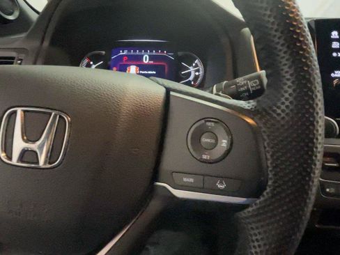 Certified 2024 Honda Passport EX-L image 34