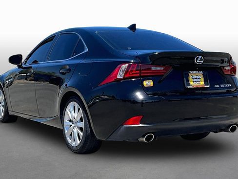 Used 2016 Lexus IS 300 AWD image 11