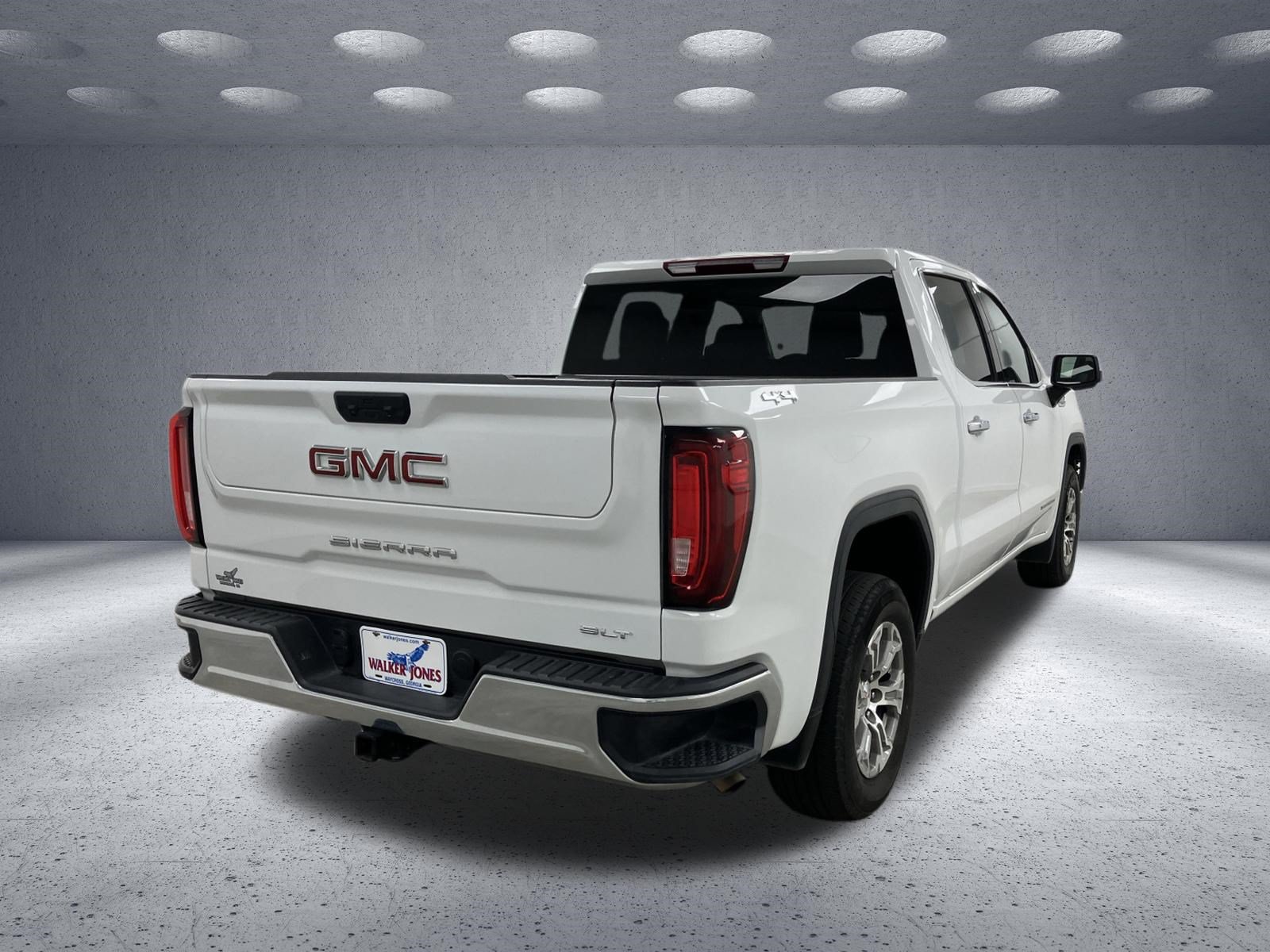 Used 2025 GMC Sierra 1500 SLT AWD/4WD image 5