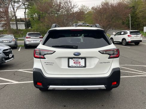 Certified 2024 Subaru Outback Limited AWD/4WD image 4