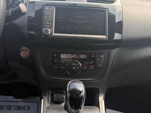 Used 2019 Nissan Sentra SV w/ Special Edition Package FWD image 23