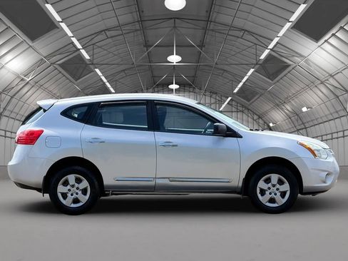 Used 2013 Nissan Rogue S AWD/4WD image 7