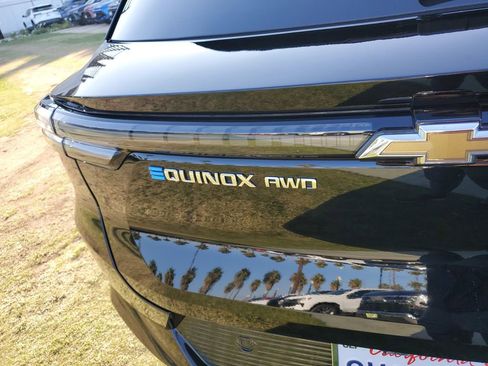 Used 2026 Chevrolet Equinox EV LT image 7