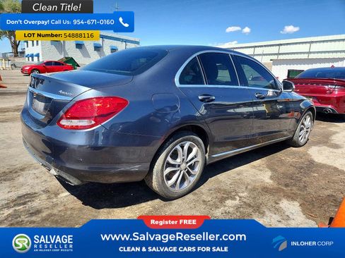 Used 2015 Mercedes-Benz C 300 4MATIC Sedan image 4