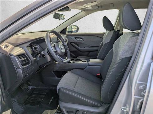 Used 2023 Nissan Rogue SV image 11