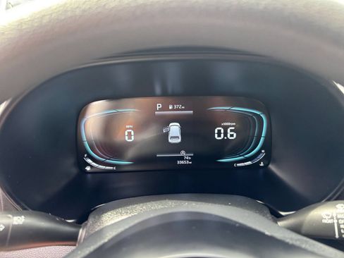 Used 2025 Kia Soul LX w/ LX Technology Package FWD image 38