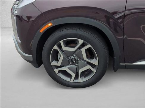 Used 2024 Hyundai Palisade Limited image 11