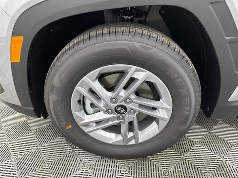 New 2026 Hyundai Tucson SE image 11