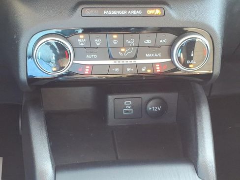 Used 2022 Ford Escape SEL w/ SEL Stealth AWD Package image 18