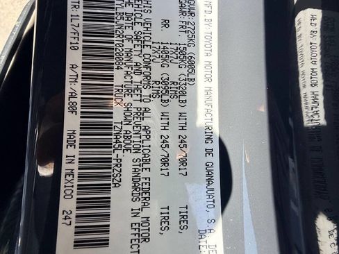 Used 2024 Toyota Tacoma SR5 w/ SR5 Upgrade Package AWD/4WD image 39