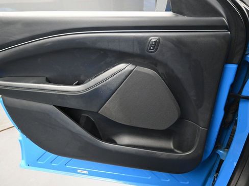 Used 2022 Ford Mustang Mach-E Select image 24
