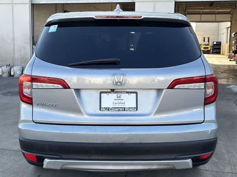 Used 2021 Honda Pilot EX image 5