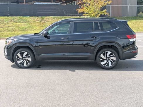 Used 2026 Volkswagen Atlas SE FWD image 7