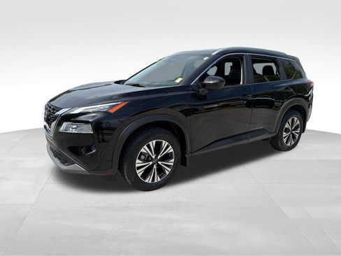 Used 2023 Nissan Rogue SV w/ SV Premium B Package FWD image 3