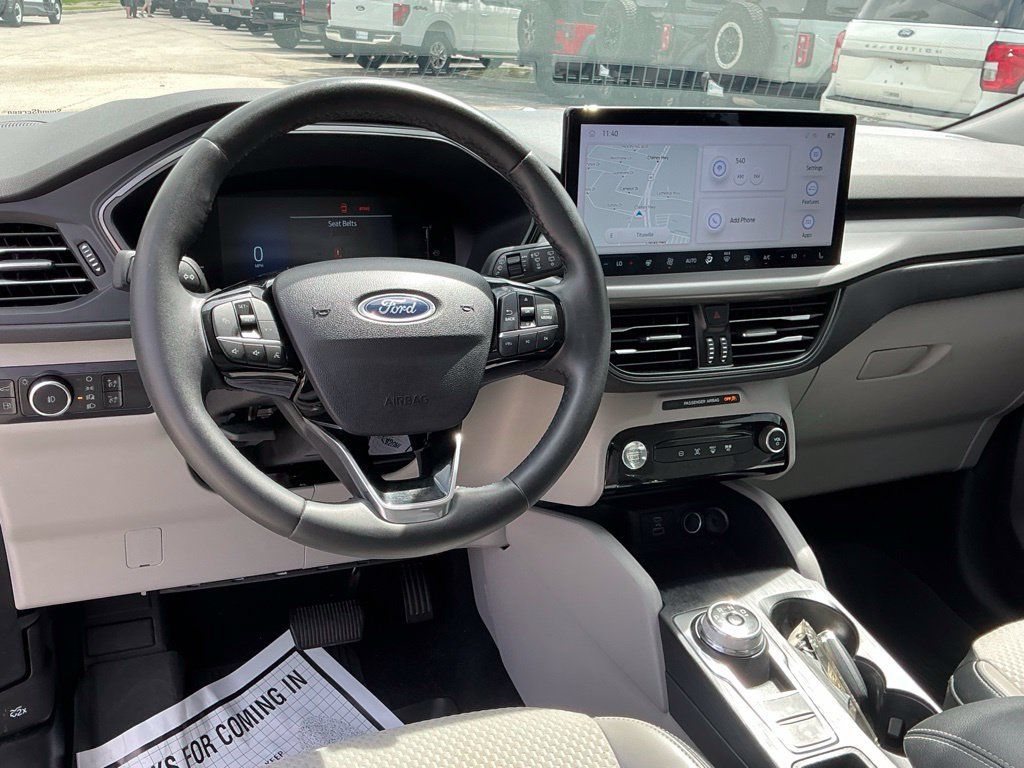 Certified 2023 Ford Escape SE FWD image 29