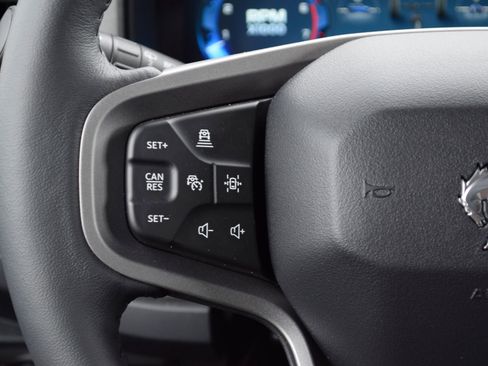 New 2026 Ford Bronco Badlands AWD/4WD image 9