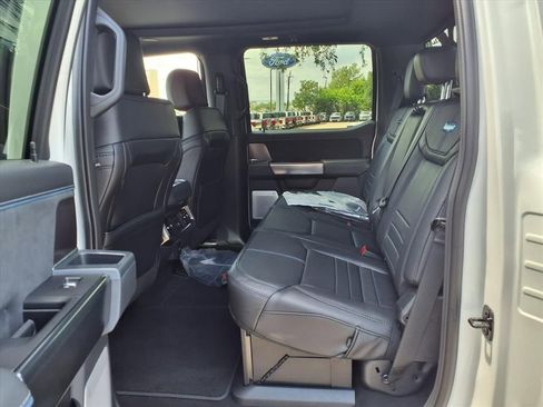 New 2026 Ford F450 Platinum image 22