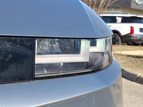 Used 2023 Hyundai Ioniq 5 SEL image 9