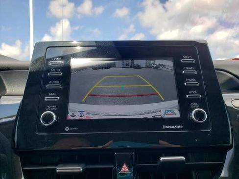 Used 2022 Toyota Camry SE w/ Convenience Package FWD image 19