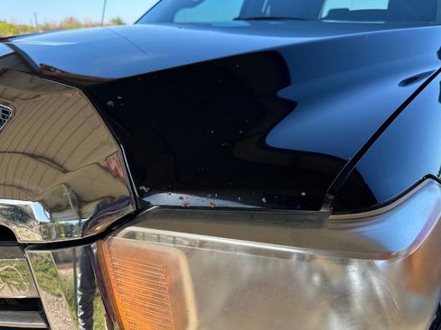 Used 2017 Toyota Tundra SR5 w/ SR5 Upgrade Package image 35