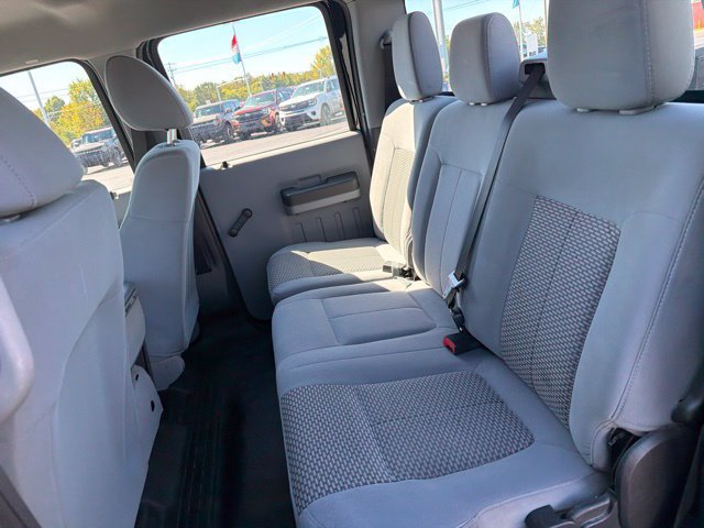 Used 2016 Ford F250 XL w/ XL Appearance Package AWD/4WD image 9