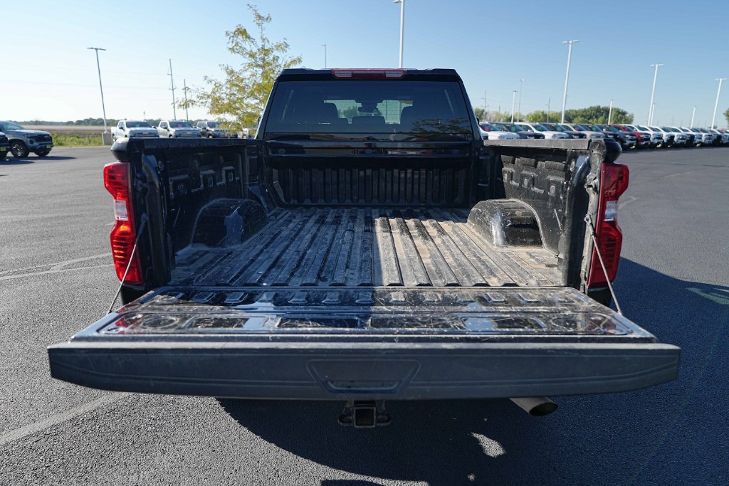 Used 2025 Chevrolet Silverado 2500 LT w/ Convenience Package AWD/4WD image 15
