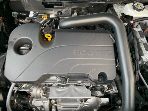 Used 2025 Chevrolet Equinox LT image 31