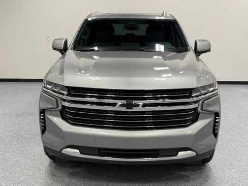 Used 2023 Chevrolet Tahoe LT w/ Luxury Package AWD/4WD image 4