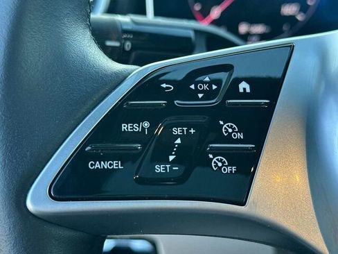 Certified 2025 Mercedes-Benz C 300 Sedan image 28