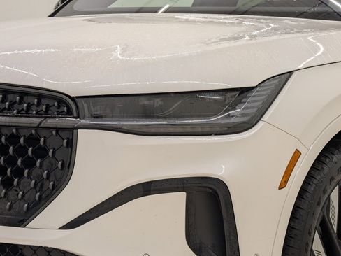 Used 2024 Lincoln Nautilus Reserve w/ Equipment Group 202A image 11