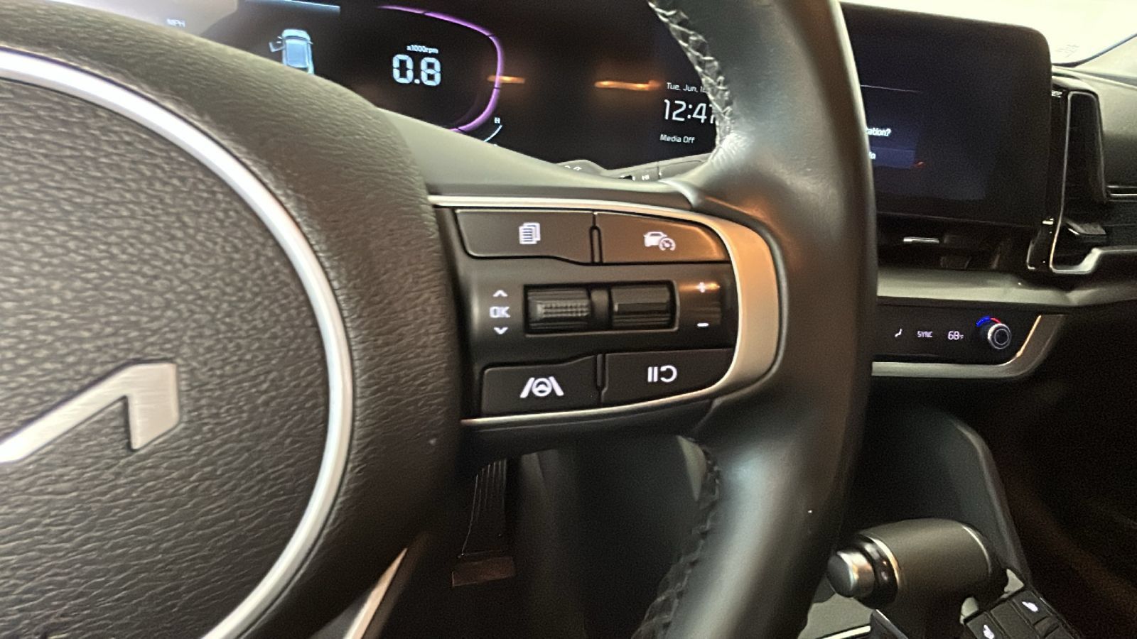 Used 2023 Kia Sportage EX FWD image 19