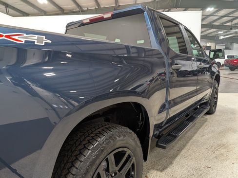 Used 2021 Chevrolet Silverado 1500 Custom w/ LPO, Blackout Package image 3