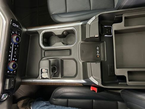 Used 2023 Chevrolet Silverado 1500 High Country w/ Technology Package image 17