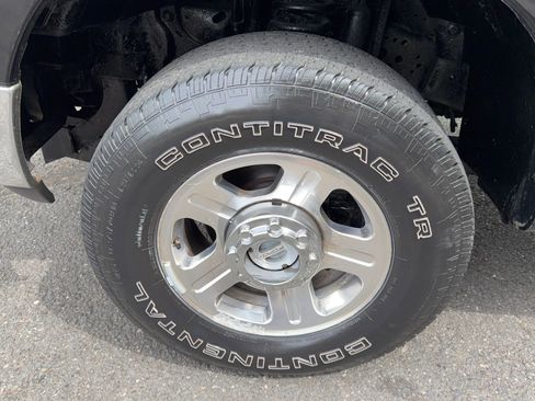 Used 2005 Ford F350 Lariat AWD/4WD image 9