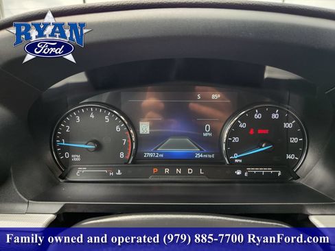 Certified 2022 Ford Explorer XLT w/ Equipment Group 202A RWD image 11
