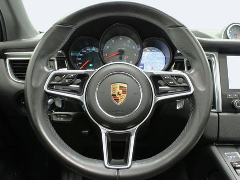 Used 2017 Porsche Macan S image 58