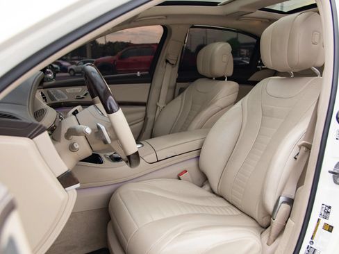 Used 2019 Mercedes-Benz S 560 Sedan w/ AMG Line Exterior image 23