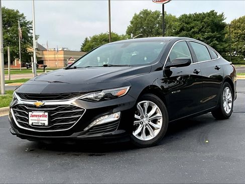 Used 2019 Chevrolet Malibu LT FWD image 2