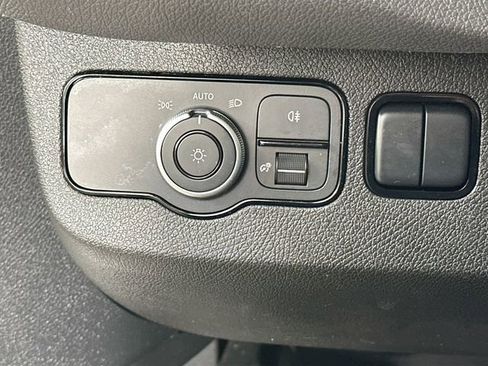 Used 2022 Mercedes-Benz Sprinter 1500 image 10