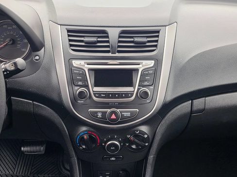Used 2017 Hyundai Accent SE FWD image 15