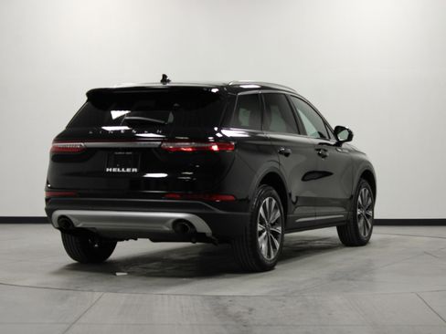 Used 2022 Lincoln Corsair Reserve w/ Elements Package image 4