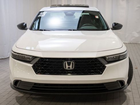 Used 2023 Honda Accord Sport image 3