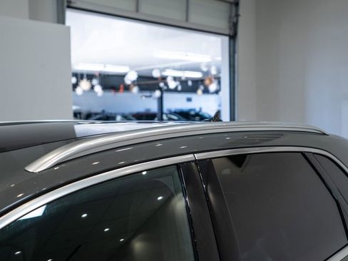 Used 2023 Audi Q3 2.0T Premium w/ Convenience Package image 12