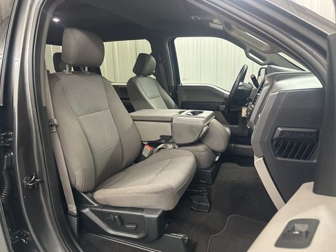 Used 2020 Ford F150 XLT w/ Equipment Group 302A Luxury AWD/4WD image 40